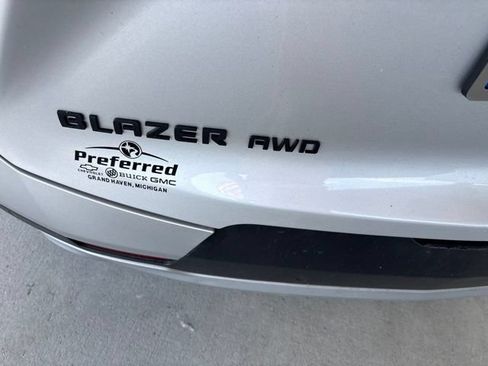 Used 2020 Chevrolet Blazer LT AWD/4WD image 8