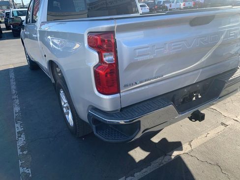 Used 2021 Chevrolet Silverado 1500 LT w/ Convenience Package II image 7