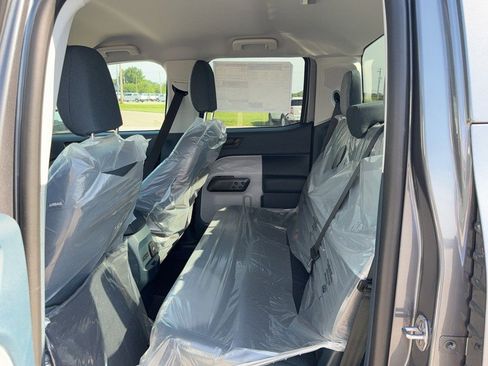 New 2026 Ford Maverick XLT w/ XLT Luxury Package FWD image 4