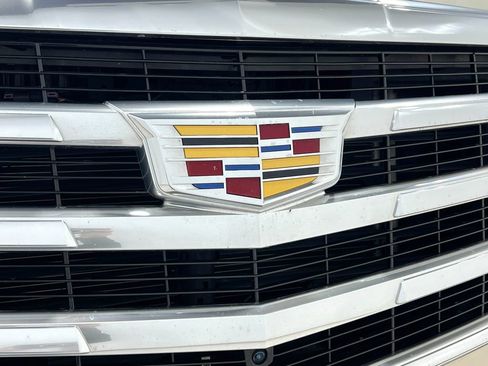 Used 2017 Cadillac Escalade Luxury AWD/4WD image 47