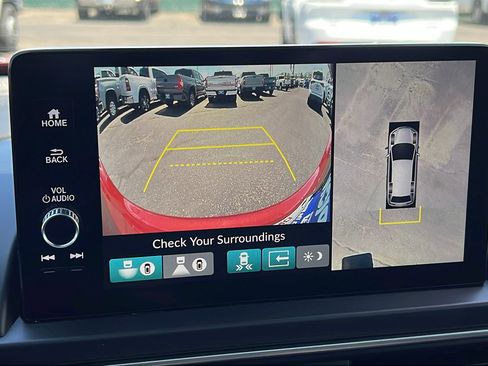 Used 2025 Honda Pilot Elite image 24