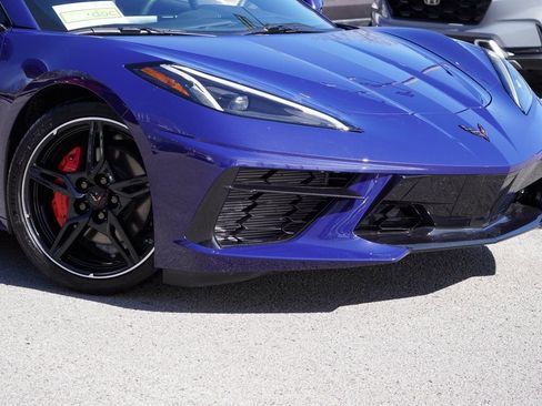 Used 2025 Chevrolet Corvette Stingray Coupe w/ 1LT image 3