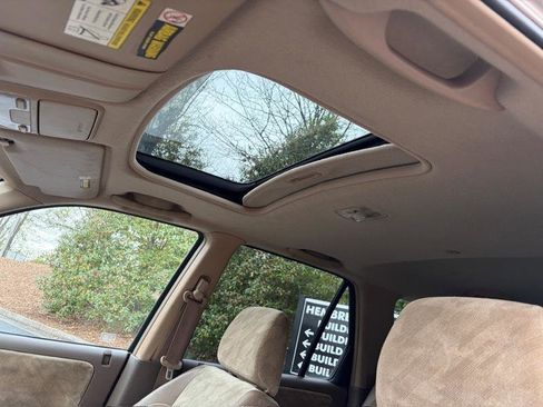 Used 2003 Honda CR-V EX image 30