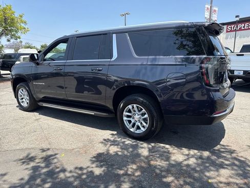 Certified 2026 Chevrolet Suburban LT w/ Comfort Package RWD image 3