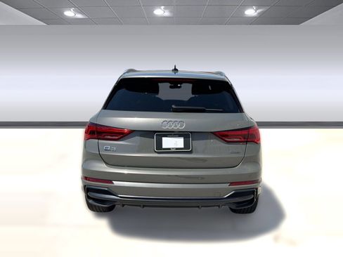 Used 2020 Audi Q3 2.0T Premium Plus AWD/4WD image 9