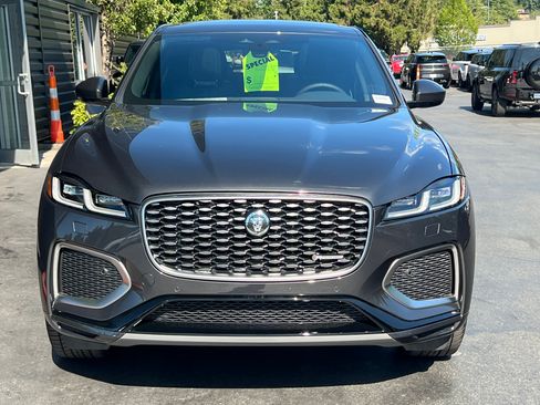 New 2025 Jaguar F-PACE R-Dynamic S AWD/4WD image 4