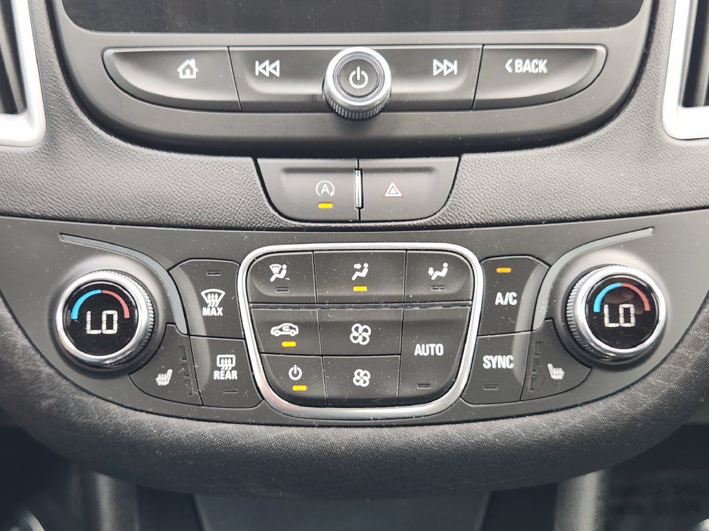 Used 2023 Chevrolet Malibu LT FWD image 19