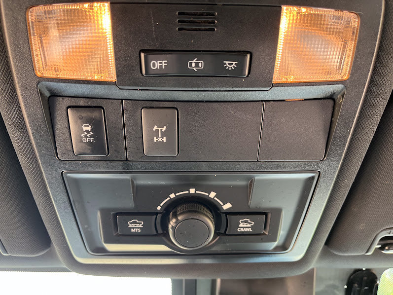 Used 2018 Toyota Tacoma TRD Off-Road AWD/4WD image 21