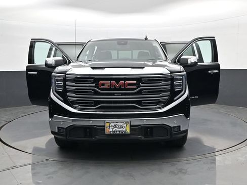 Used 2024 GMC Sierra 1500 SLT w/ SLT Premium Plus Package AWD/4WD image 31
