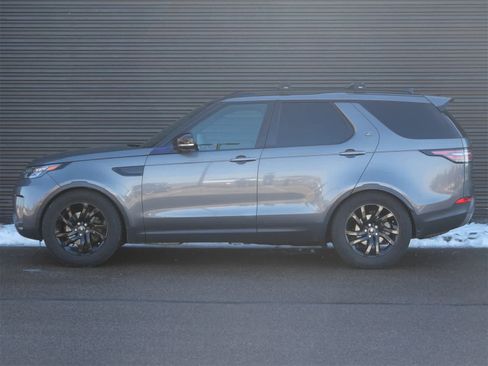Used 2018 Land Rover Discovery HSE image 2