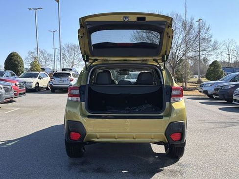 Used 2021 Subaru Crosstrek 2.5i Sport w/ Moonroof Package image 15