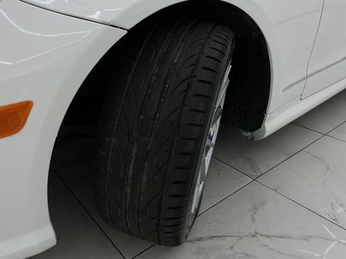 Used 2013 Mercedes-Benz E 550 Coupe image 44