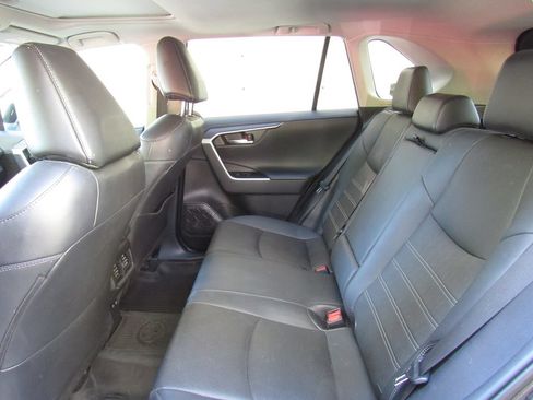 Certified 2021 Toyota RAV4 Limited AWD/4WD image 17
