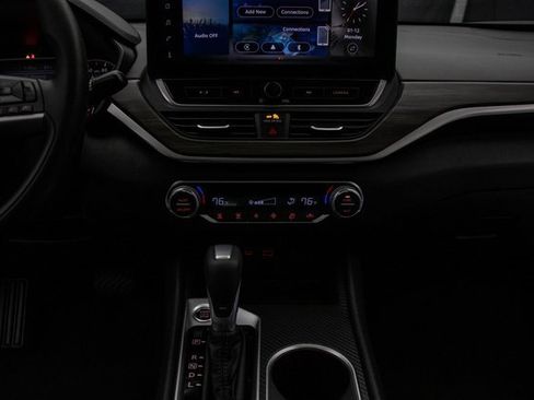 Used 2025 Nissan Altima 2.5 SV w/ SV Special Edition Package image 23