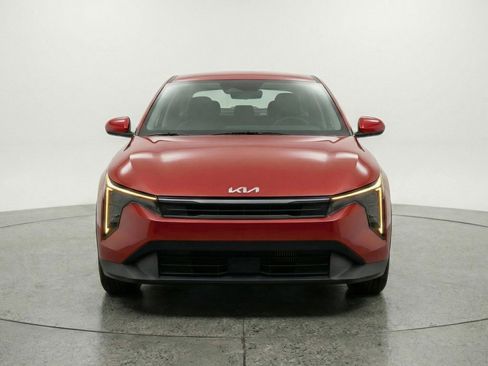Used 2025 Kia K4 LXS image 2