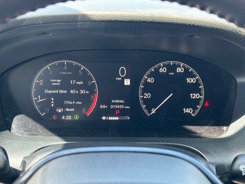 Used 2025 Honda HR-V Sport image 29