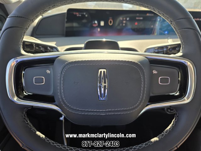 New 2027 Lincoln Navigator Premiere AWD/4WD image 19