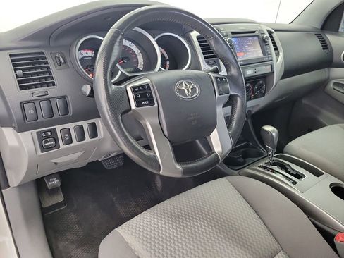 Used 2013 Toyota Tacoma PreRunner w/ SR5 Pkg image 17