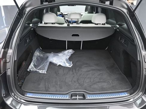 Used 2026 Mercedes-Benz GLC 300 image 23