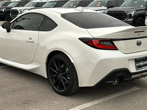 New 2026 Toyota GR86 Premium image 6