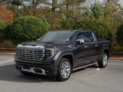 Used 2024 GMC Sierra 1500 Denali w/ Denali Reserve Package image 3