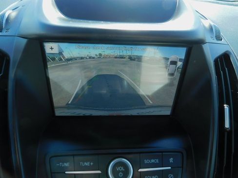 Used 2019 Ford Escape SEL image 28