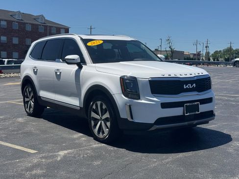 Used 2022 Kia Telluride S AWD/4WD image 2