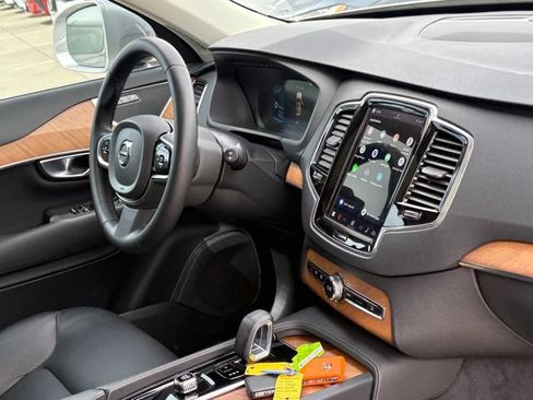 Used 2024 Volvo XC90 B6 Plus w/ Protection Package Premier AWD/4WD image 36