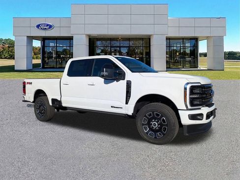 New 2026 Ford F250 Platinum AWD/4WD image 1