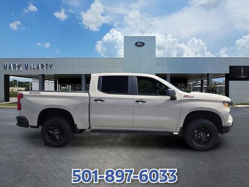 Used 2026 Chevrolet Silverado 1500 Custom Trail Boss AWD/4WD image 6
