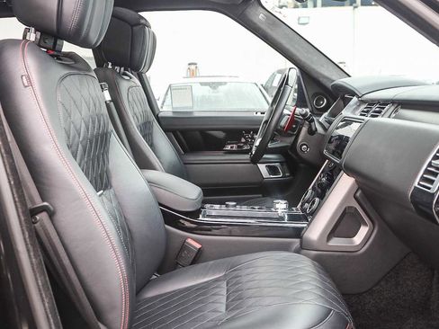 Used 2021 Land Rover Range Rover SV Autobiography Dynamic image 21