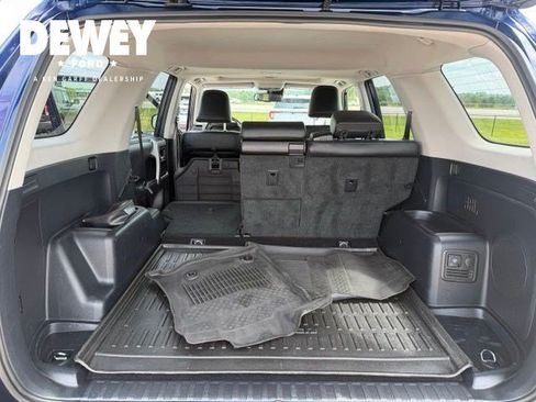 Used 2023 Toyota 4Runner Limited AWD/4WD image 36