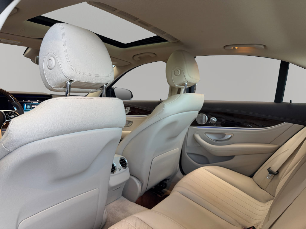 Used 2020 Mercedes-Benz E 350 Sedan image 18