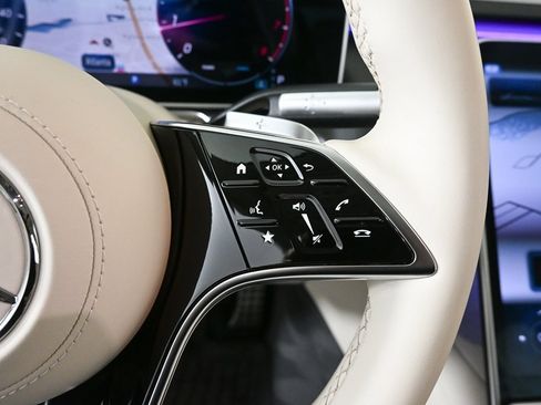 Certified 2023 Mercedes-Benz S 580 4MATIC Sedan image 11