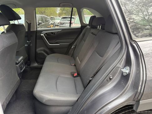 Used 2025 Toyota RAV4 LE image 34