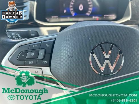 Used 2025 Volkswagen Jetta Sport FWD image 20