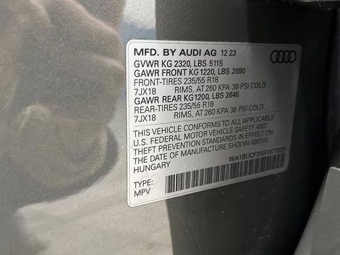 Used 2024 Audi Q3 2.0T Premium Plus w/ Premium Plus Package image 27