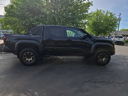Certified 2024 Toyota Tacoma 4x4 Double Cab Hybrid image 8