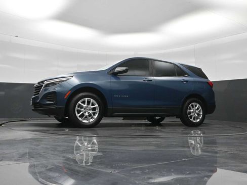 Used 2024 Chevrolet Equinox LS w/ LPO, Floor Liner Package AWD/4WD image 37