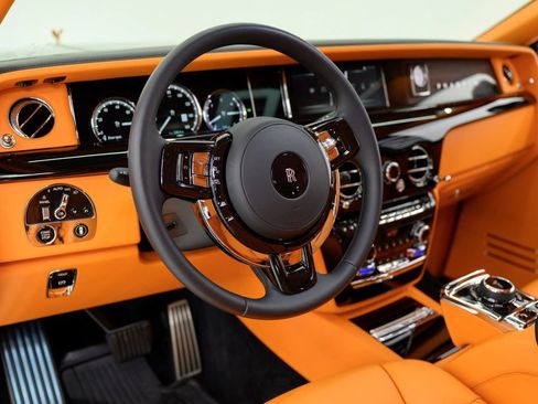 Used 2024 Rolls-Royce Phantom Sedan w/ The Phantom Package RWD image 36