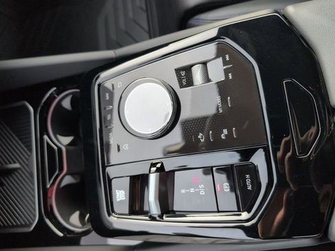 New 2026 BMW 530i xDrive 530i xDrive w/ M Sport Package image 32