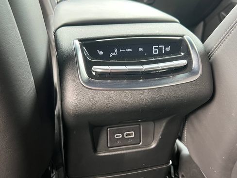 Certified 2024 Cadillac XT6 Sport w/ Platinum Package AWD/4WD image 14