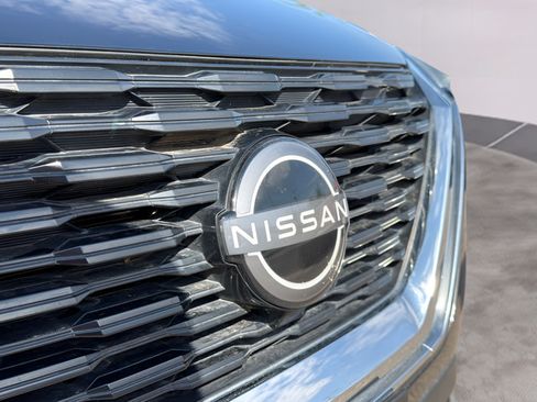 Certified 2023 Nissan Rogue S FWD image 10