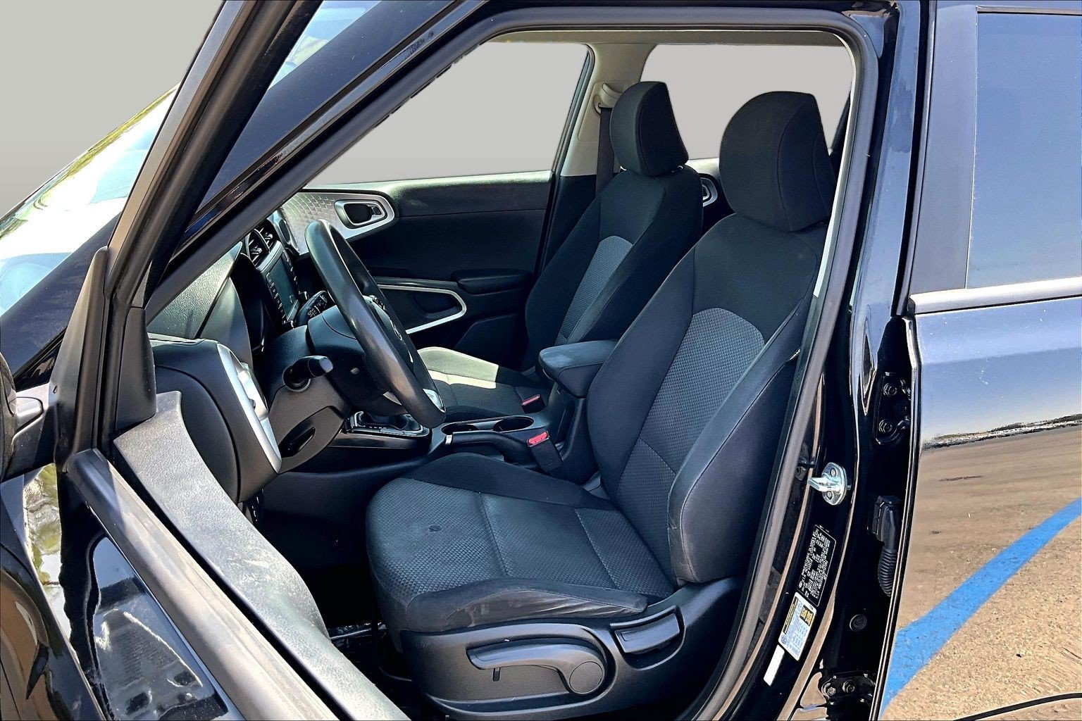 Used 2021 Kia Soul LX FWD image 24
