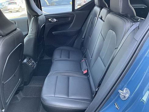 Certified 2025 Volvo XC40 B5 Plus image 13