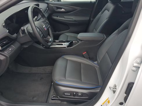 Used 2026 Buick Envista Sport Touring w/ Convenience I Package FWD image 18