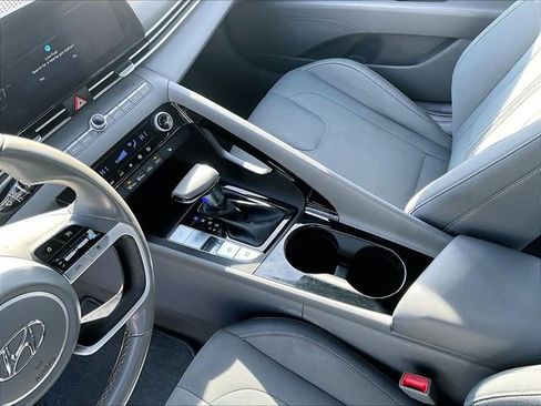 Used 2023 Hyundai Elantra SEL w/ Convenience Package image 15