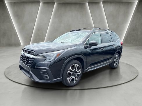 Used 2023 Subaru Ascent Limited AWD/4WD image 3