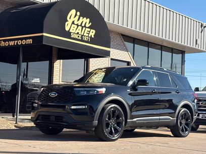 Used 2023 Ford Explorer ST-Line w/ Class IV Trailer Tow Package