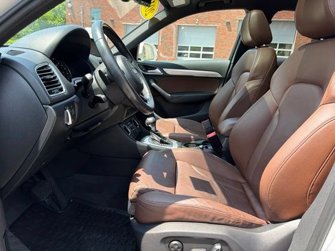 Used 2018 Audi Q3 2.0T Premium w/ Convenience Package AWD/4WD image 14